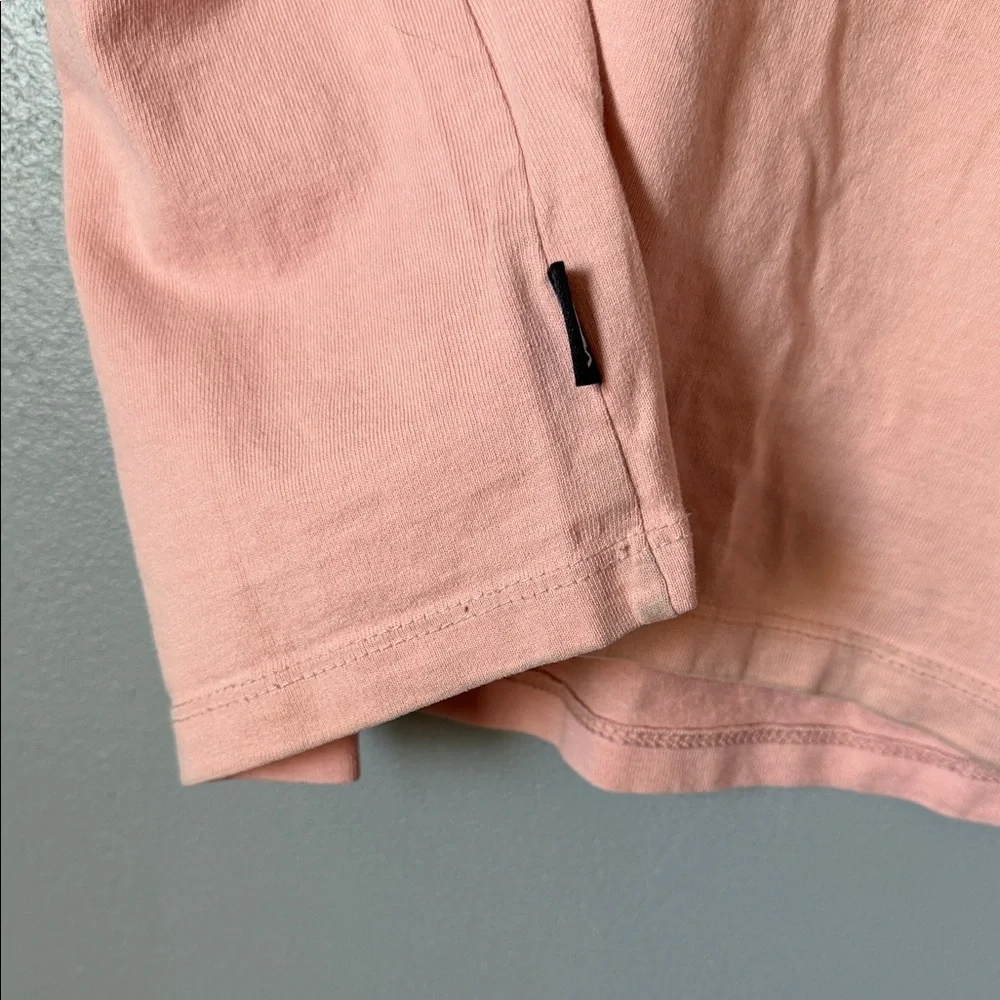 Vans Men's Light Pink Short-Sleeve Pocket Tee with Small Chest Logo